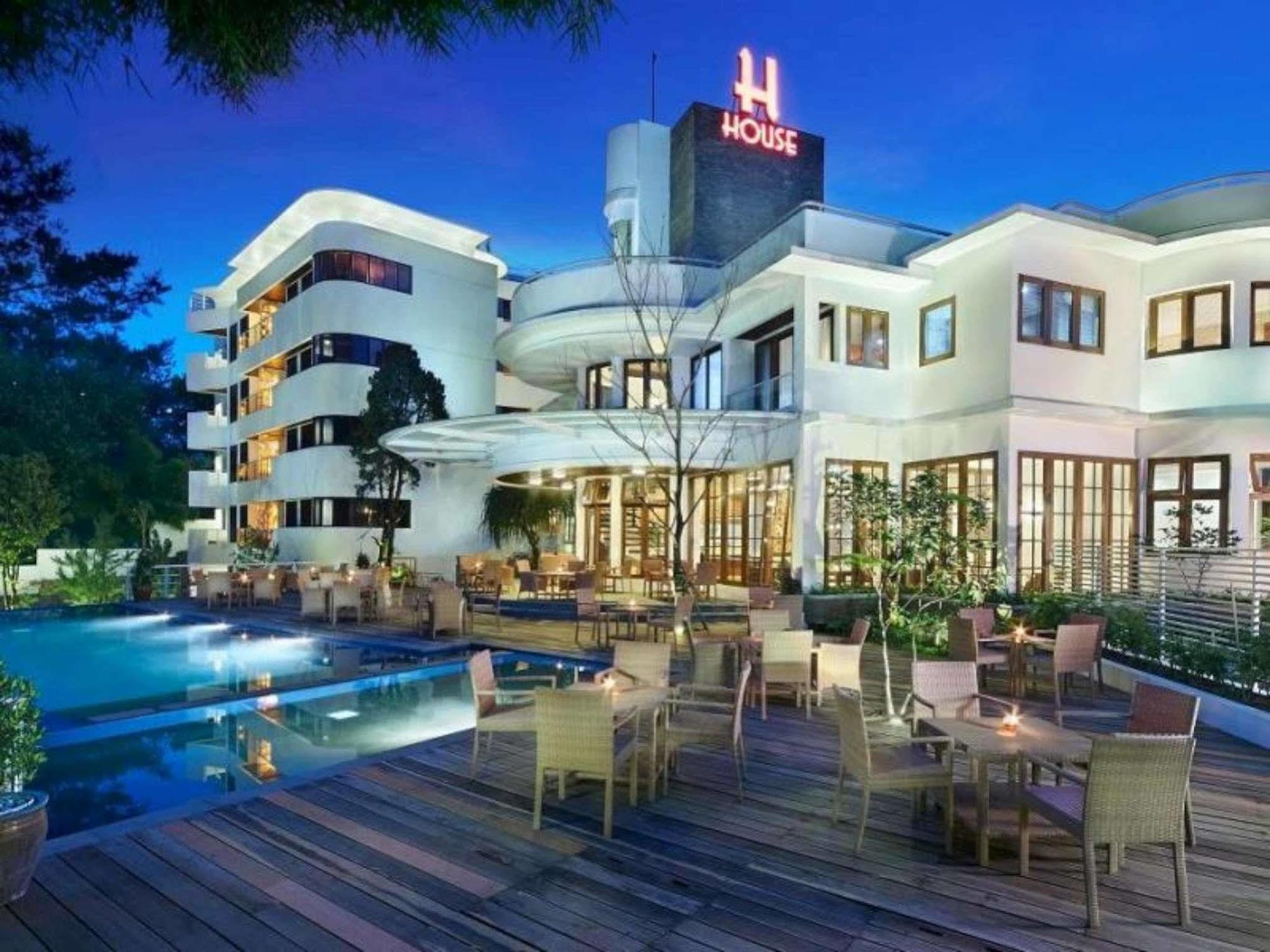 House Sangkuriang Hotel Bandung Luaran gambar
