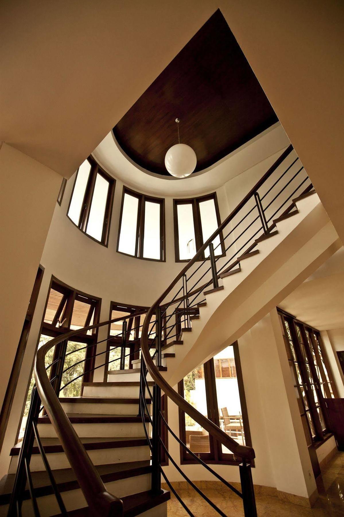 House Sangkuriang Hotel Bandung Luaran gambar